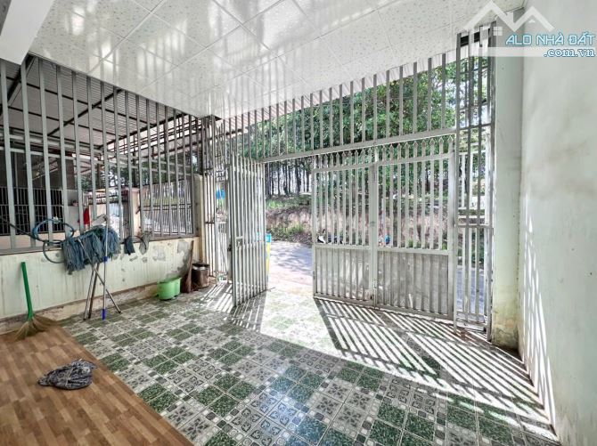 Nhà mt Sămbram (đối diện đồi thông) giá tốt 2.980 - 2