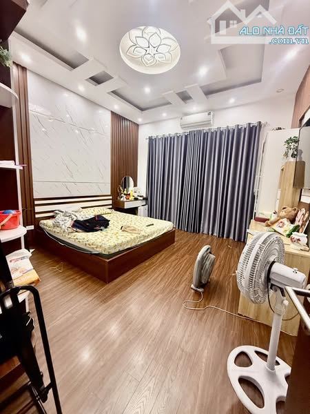 Bán nhà Phùng Khoang 45m² x 4 tầng 2 mặt thoáng  7.3 tỷ - 2