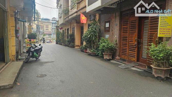 NHÀ LÔ GÓC NGÕ PHỐ TRUNG TÂM HÀ ĐÔNG 50m2-3 tầng- nhỉnh 12 tỷ, Ô TÔ TRÁNH, KINH DOANH - 2