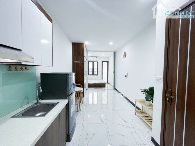 Tòa CHDV Chùa Láng, 70m2*7T, MT 4m, 16 pkk, ngõ KD, đủ GPXD/PCCC, dòng tiền ~850tr/năm - 2