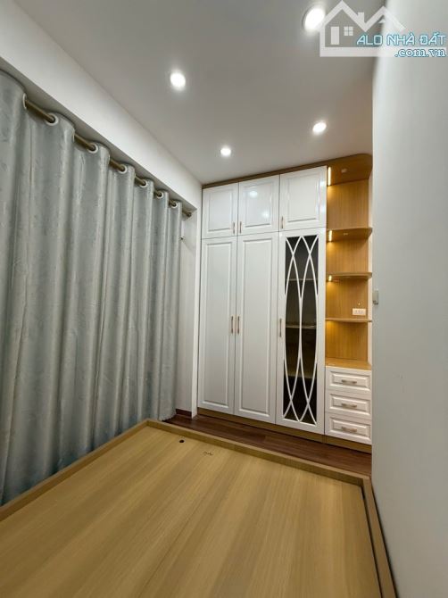TT THUỐC LÁ THĂNG LONG 3 NGỦ GIÁ 2,X TỶ –  CĂN GÓC – 3 MẶT THOÁNG – Ô TÔ ĐỖ CẦU THANG - 2