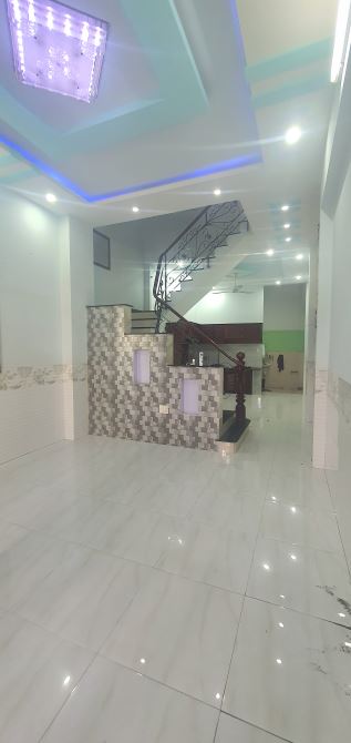 BÁN NHÀ ĐẸP SÁT HƯƠN.G LỘ 2 - NGÃ TƯ 4 XÃ - 5PN - ( 4X15M ) - 2