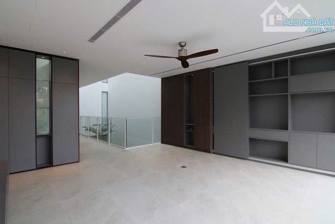 Biệt thự hiện đại Quận 3 ngang 8m 4 tầng thang máy full nội thất 25 - 2