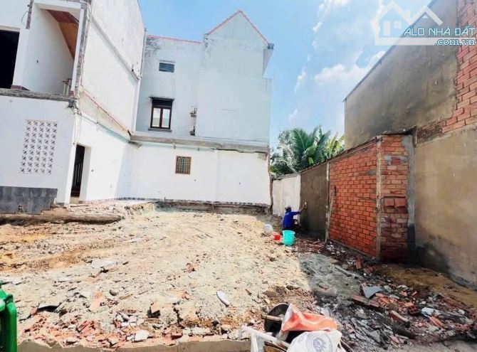 BÁN ĐẤT DT: 61M2 (NGANG 6M) NGAY SIÊU THỊ AEOL MALL CÙ LAO PHỐ P. HIỆP HOÀ. GIÁ CHỈ 2,9 TỶ - 2