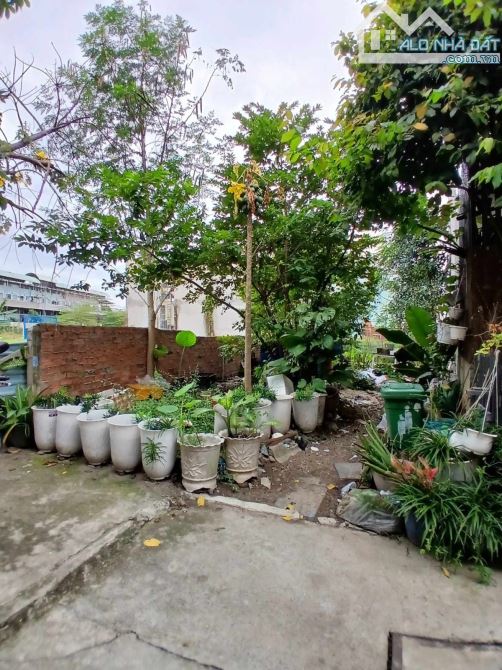 GẤP, BÁN LÔ ĐẤT ĐẸP HIẾM–HẺM XE HƠI–LÊ VĂN KHƯƠNG, QUẬN 12, 233M2–NỞ HẬU ĐẸP–GIÁ CHỈ 7.5TỶ - 2