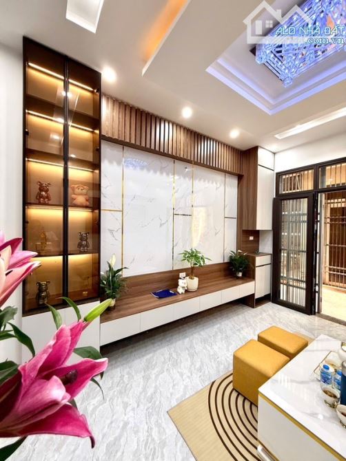 HOA HẬU THANH XUÂN - GẦN BÃI Ô TÔ - 5 TẦNG MỚI ĐẸP - FULL NỘI THẤT - 2