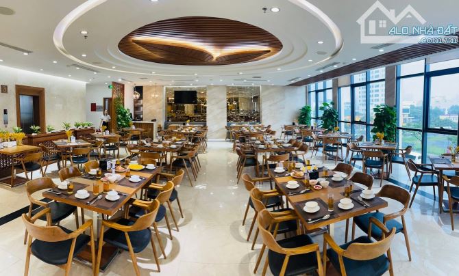 Bán khách sạn 4 sao chuẩn, 100 phòng biển Mỹ Khuê. - 2