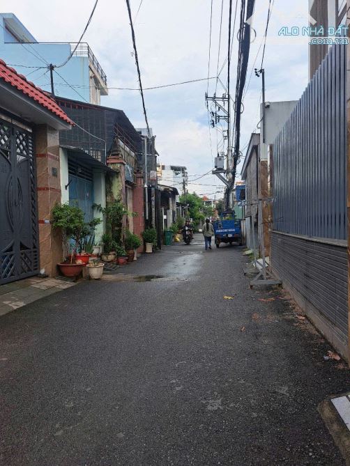 Bán Đất- kho xưởng Nguyễn Văn Quá 900m2, 30x30m, đường nhựa xe Ô TÔ thông thoáng, giá TL - 2