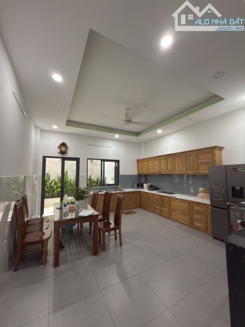 Nhà 4 Tầng Khu Phân Lô đường 16m Nguyễn Oanh, Phường 15, Gò Vấp - Dt 97m2 (4x20) nở hậu 5m - 2