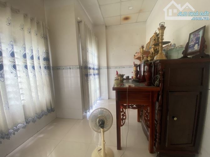 Bán nhà 3 Tầng MẶT TIỀN đường Nguyễn Thị Minh Khai,gần Chiêu Liêu,giá đầu tư - 2