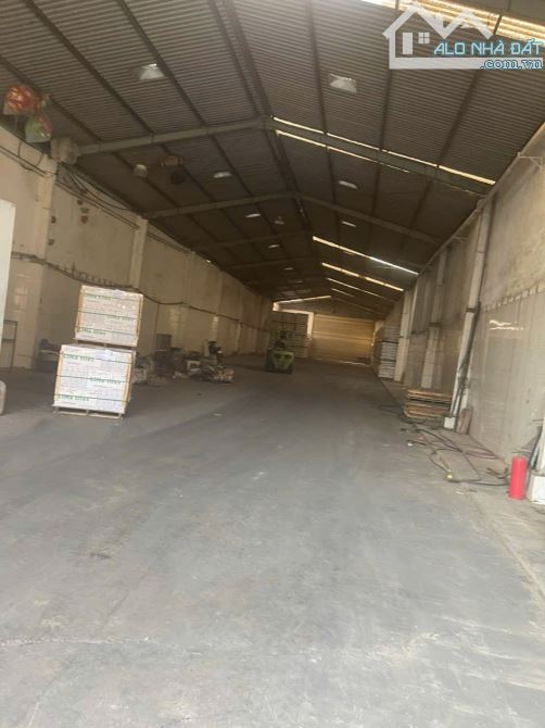 Bán nhà xưởng 800m2 ngay Quốc lộ 1 trung tâm Tp Biên Hoà - 2