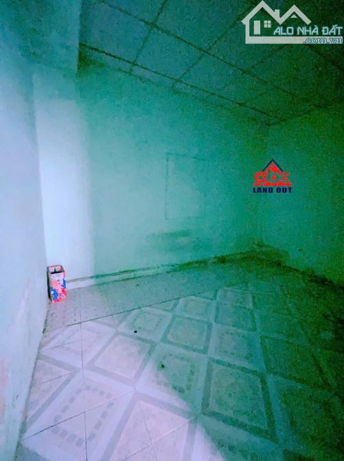 NP281 Chủ ngộp hạ giá 1 tỷ còn 5 tỉ 999 ( giá cũ 7tỉ) 🆘 BÁN ĐẤT tặng CĂN NHÀ CẤP 4 mặt ti - 3