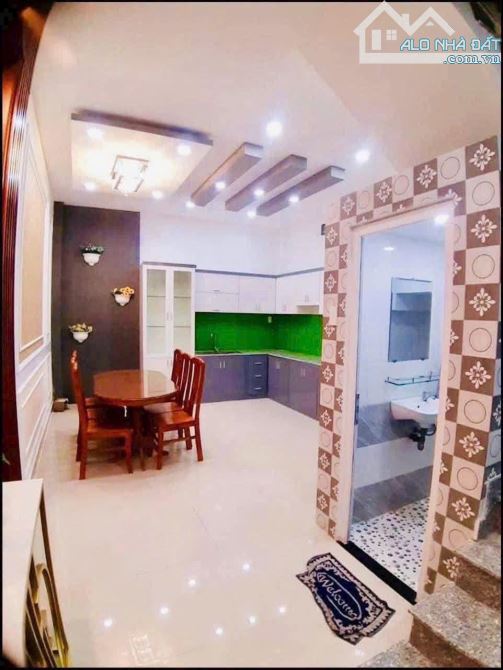NHÀ 4 LẦU 4 PHÒNG NGỦ MỚI ĐẸP ĐẦY ĐỦ NỘI THẤT XỊN HẺM 417 QUANG TRUNG - 3