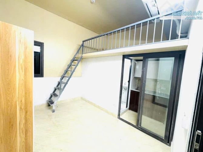Bán Nhà Trọ  ngay Hồ Triều Khúc 65m 16 phòng full đồ gác xép giá 14.2 tỷ doanh thu 1 tỷ/ n - 3