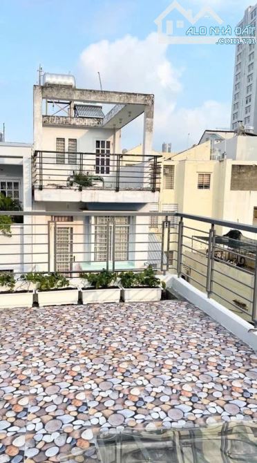 HXH thông, 4 tầng ĐẸP ở ngay,  lk Lê Đại Hành, chủ bán GẤP về quê - 3