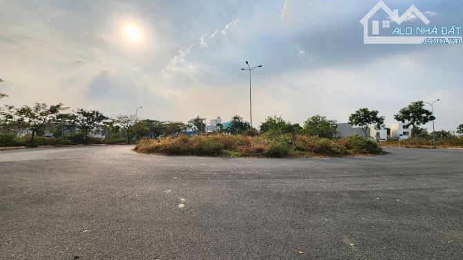 10Tỷ__204,5m2__Đất 3 mặt tiền, Ngay Vòng Xoay Lớn KDC Châu Thới, gần đường Quốc Lộ 1K 200m - 3