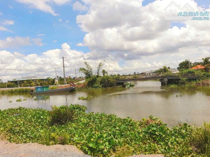 Hàng Vip, 2500m2 đất vườn view kênh chuyển thổ chỉ 1.8 tỷ - 3