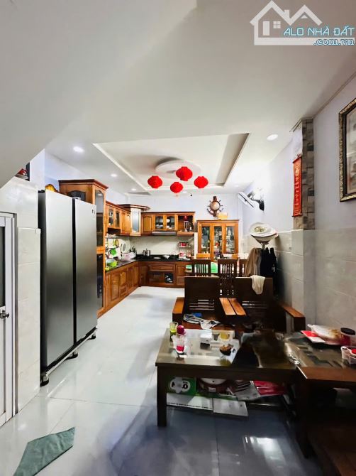 NGỠ KO CÓ NHÀ ĐẸP 4 TẦNG NHỈNH 7 TỶ AI NGỜ CÓ CĂN QUÁ ĐẸP, HXH, GẦN NGÃ 4 Â.CƠ vs LL.QUÂN - 3