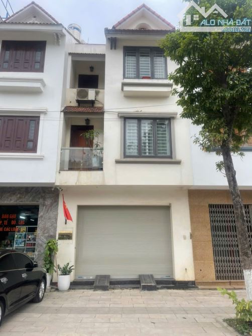 🔥BÁN GẤP NHÀ MẶT PHỐ NGUYỄN TẤT THÀNH 100M MT5M 3TẦNG HIỆN ĐẠI KINH DOANH SIÊU ĐỈNH 11 TỶ - 3