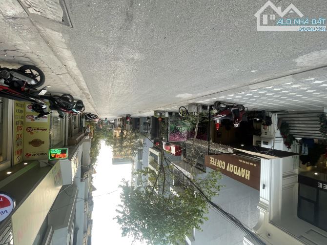 Bán Đất Mặt Phố Lô Góc 32 Tỷ 90m MT 5,8m Vỉa Hè Ô Tô Tránh Kinh Doanh Đường 800A Cầu Giấy - 3