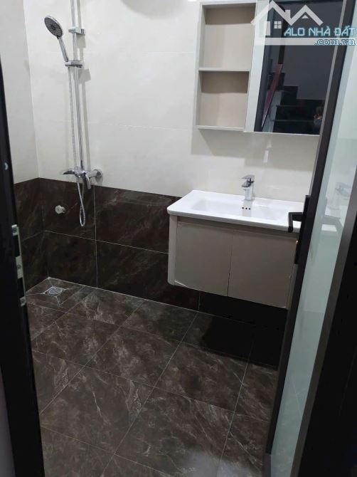 BÁN CĂN NHÀ HỒ TÙNG MẬU BẮC TỪ LIÊM - DT: 35M, 5 TẦNG, GIÁ 7.8 TỶ. - 3