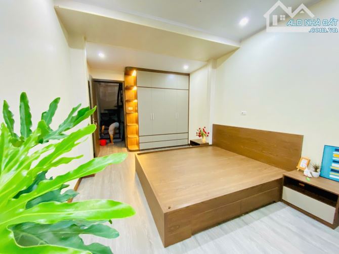 Mặt ngõ Thái Hà, ô tô tránh, vỉa hè KD, ngõ nông, thông, DT 45m2*6T, chỉ 12,5 tỷ - 3