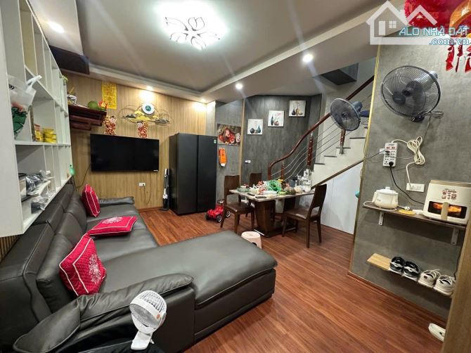 Duy nhất 1 căn Bạch Mai, Quận Hai Bà Trưng 30m2,4 tầng gần phố giá cực tốt. - 3