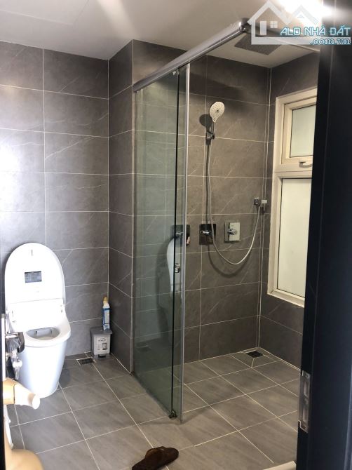 CHUNG CƯ 46 PHỐ VỌNG, Q. HAI BÀ TRƯNG, 3 NGỦ DIỆN TÍCH 110M2, TẦNG TRUNG, TẶNG TOÀN BỘ NỘI - 3