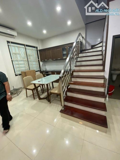 BÁN NHÀ VŨ NGỌC PHAN - PHỐ TRUNG TÂM Diện Tích 41m2 4 tầng mặt tiền 8m Giá 11.2tỷ - 3