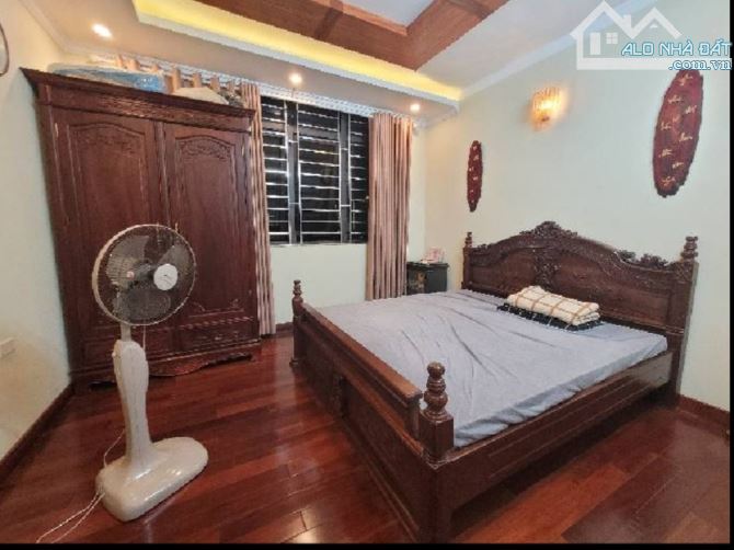 65 Tỷ/ 9 Tầng / 10 M tiền/ 180/200 M2 / Phân Lô Vỉa hè / Tân Triều - 3