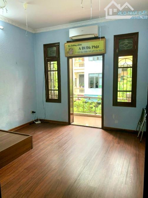 Bán nhà Kim Giang, khu Trung tâm, vỉa hè ô tô tránh, tiện ở KD, VP, 63m, 4 tầng, MT 4m - 3