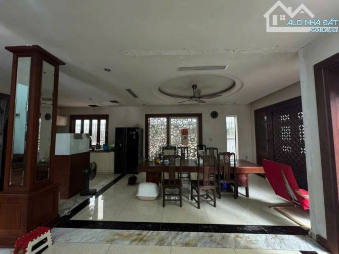 BÁN BIỆT THỰ ĐƠN LẬP – KĐT DỊCH VỌNG – TRỤC CHÍNH – VIEW CÔNG VIÊN - S= 307M2 - GIÁ 150 TỶ - 3