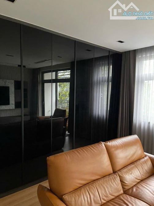 BÁN BT LIỀN KỀ STARLAKE, TÂY HỒ TÂY, 140M2, 4TẦNG, 2 THOÁNG, FULL NỘI THẤT, HẠ CHÀO 3.5TỶ - 3