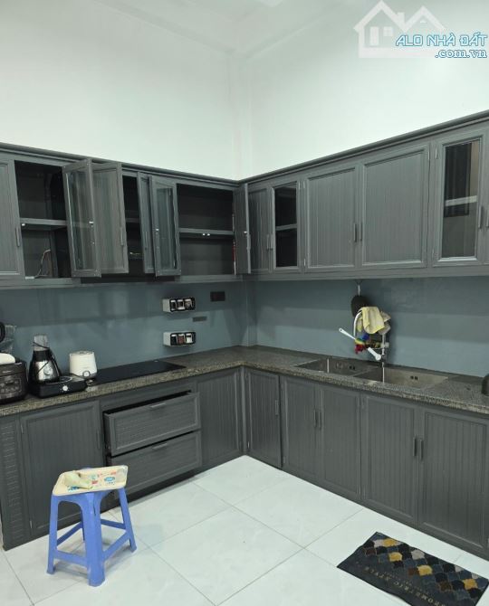 Bán Nhà Bình Tân - gần Aeon Tân Phú - 3 tầng - DT 5x12M - hẻm xe hơi - chỉ 4.8 tỷ - 4