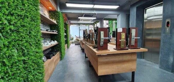 BÁN TÒA NHÀ VĂN PHÒNG 7 TẦNG - MT GẦN HOÀNG VĂN THỤ - P 15, PHÚ NHUẬN - 126M²