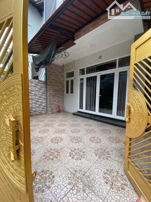Cần bán Lô góc 3 tầng ô tô vào nhà Nguyễn Tất Thành Hải Châu ĐN-94m2-6.5 tỷ tl - 4