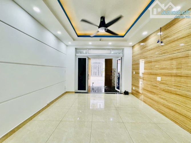 Bán nhà Nguyễn Văn Khối, phường 8, Gò Vấp, 4 tầng, 3 phòng ngủ, chỉ 5 tỷ 380 - 4