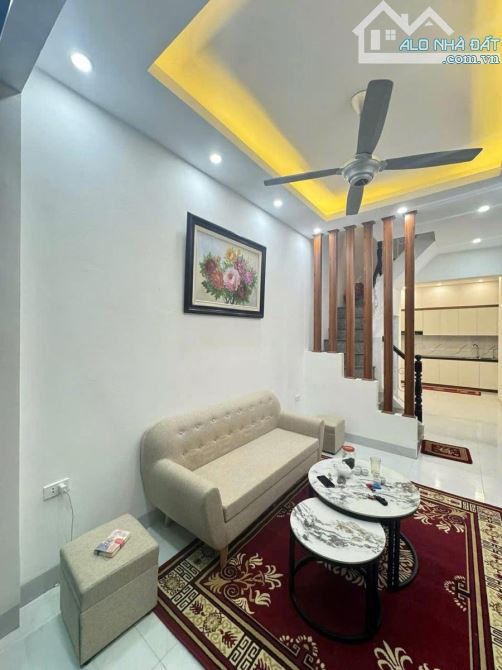 NHÀ ĐỘI CẤN BA ĐÌNH 9TỶ 45M 4T MT 5M NGÕ NÔNG GẦN PHỐ VHỦ TẶNG FULL NỘI THẤT XỊN - 4
