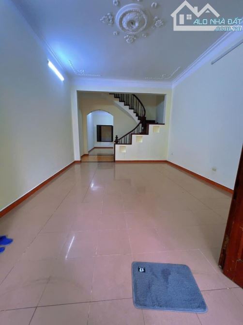 LÔ GÓC TÂY SƠN - Ô TÔ TRÁNH KINH DOANH - 65M - 18 TỶ - 4