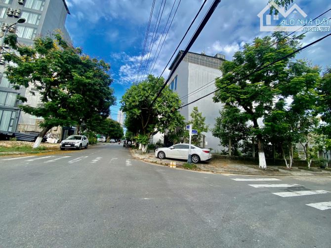 HÀNG ĐẸP GIÁ RẺ- LÔ GÓC 2 MẶT TIỀN SIÊU ĐẮC ĐỊA – ĐÔNG KINH NGHĨA THỤC – CÁCH BIỂN CHỈ 300 - 4