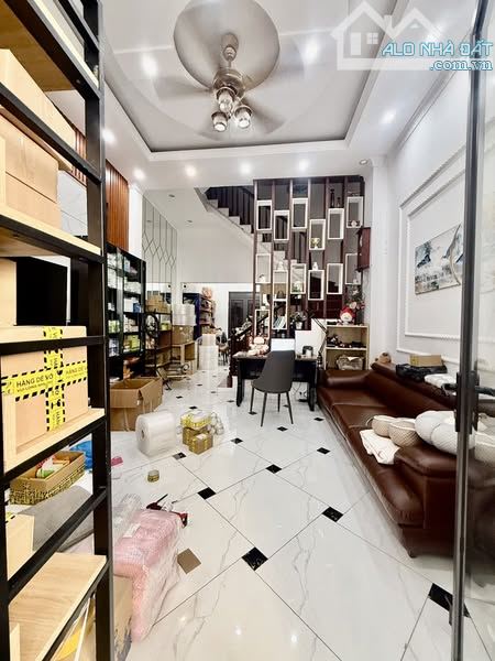 Bán nhà Phùng Khoang 45m² x 4 tầng 2 mặt thoáng  7.3 tỷ - 4