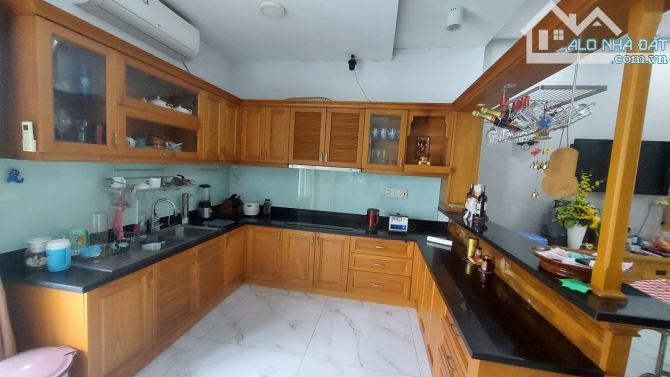 Nhà mặt tiền hẻm xe hơi 50m ra Lê Văn Lương Phước Kiển, 257m2 ngang 9m chỉ 18.2 tỷ - 4