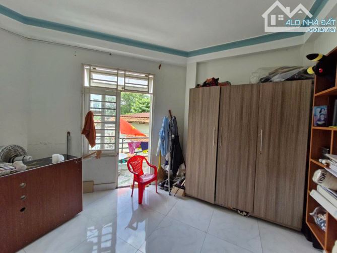 LÔ GÓC, 3 TẦNG BTCT, CẠNH CHỢ LÃ XUÂN OAI – KHU CÔNG NGHỆ CAO - 4