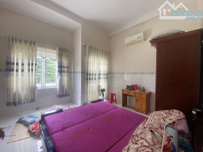 Bán nhà 3 Tầng MẶT TIỀN đường Nguyễn Thị Minh Khai,gần Chiêu Liêu,giá đầu tư - 4