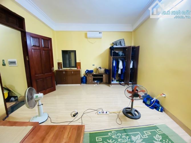 Bán nhà rộng 78m2 Mậu Lương Hà Đông, nhà xây 5 tầng 6 ngủ mặt tiền 5,3m, Giá 10 tỷ còn TL - 4