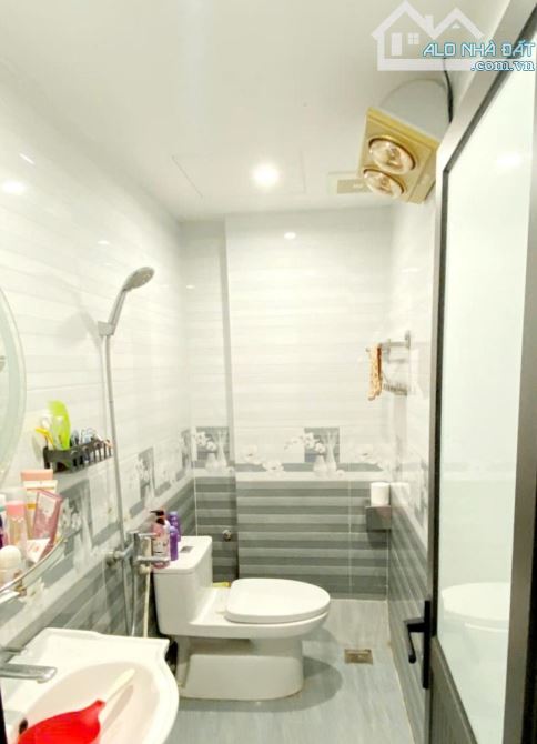 Xuân Đỉnh - Mặt ngõ thông - Kinh doanh - 5 t - Mt 3.8m -  12 .x tỷ ( thương lượng mạnh) - 5