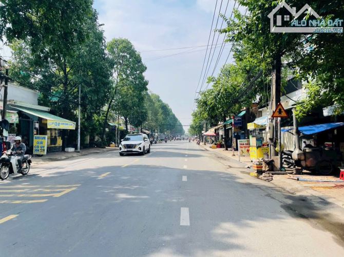 Giá cực tốt..chỉ 5,3 tỷ. Bán nhà 1T3L mặt tiền đường Nguyễn Thị Tồn,P. Bửu Hoà.dt sàn 236m - 5