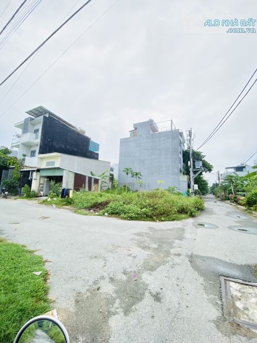 Đất nền Phú Hữu giá rẻ – Đường Gò Cát 8m có vỉa hè – Gần cao tốc Long Thành, chỉ 3.05 tỷ - 5
