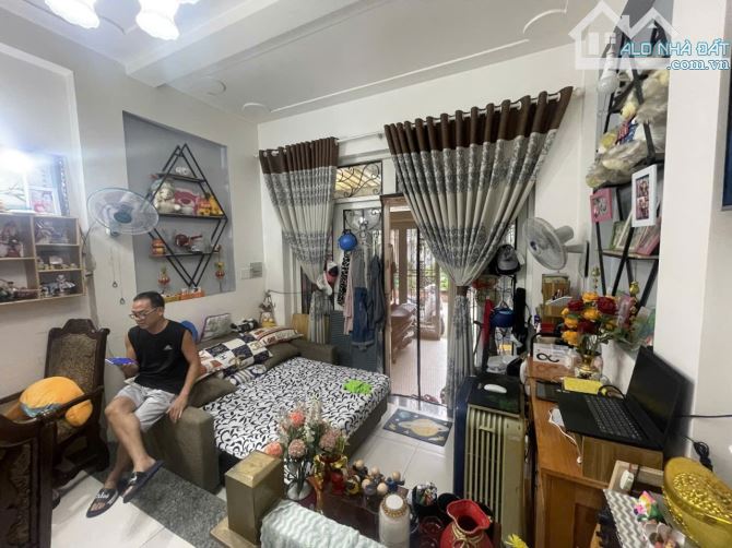 🔹 NHÀ 4 TẦNG MỚI KIÊN CỐ – HẺM XE TẢI TRÁNH – LÃ XUÂN OAI – 76M² – CHỈ 7.3 TỶ TL 🔹 - 5