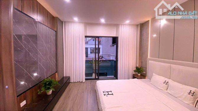SỐC! NGUYỄN VĂN CỪ 7 TẦNG THANG MÁY - FULL NỘI THẤT CAO CẤP - 13.8 tỷ - - 5
